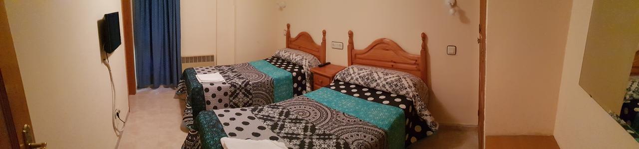 Hostal El Busto Teruel Dış mekan fotoğraf