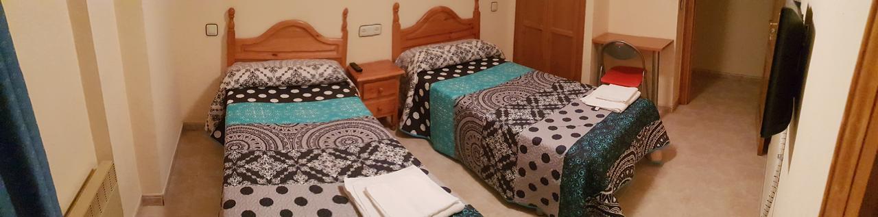 Hostal El Busto Teruel Dış mekan fotoğraf
